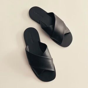 NWOB Everlane The Day Crossover Sandal in Black Size 8